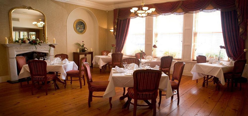 Westenra Arms Hotel